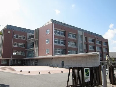 北島中学校まで1400m