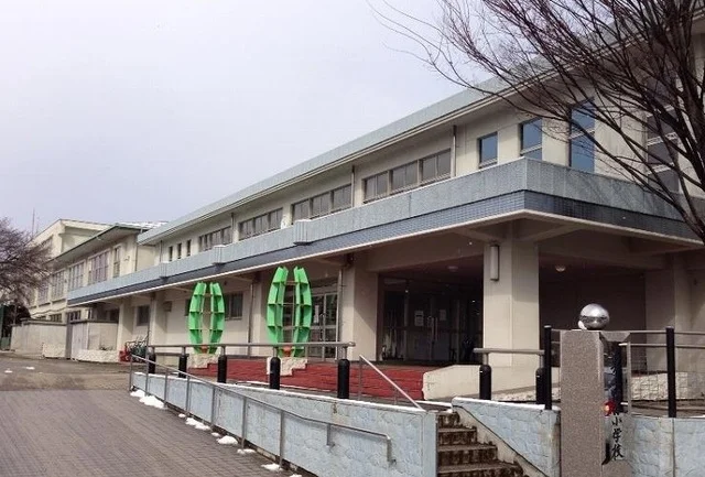 福島市立野田小学校まで210m