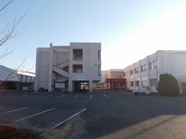 御前崎市立浜岡東小学校まで1400m