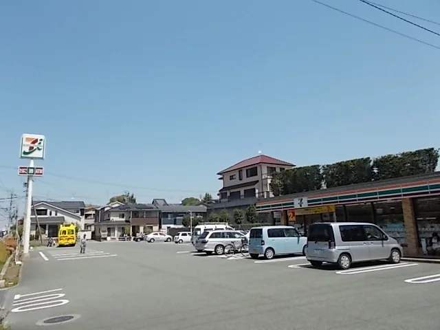 セブンイレブン　テレビ熊本前店まで340m