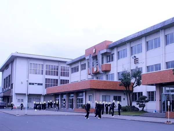 武生第二中学校まで800m