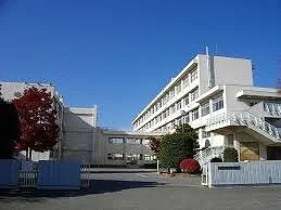 深谷高校まで500m