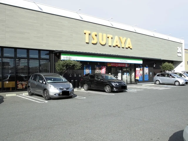 ＴＳＵＴＡＹＡまで1300m