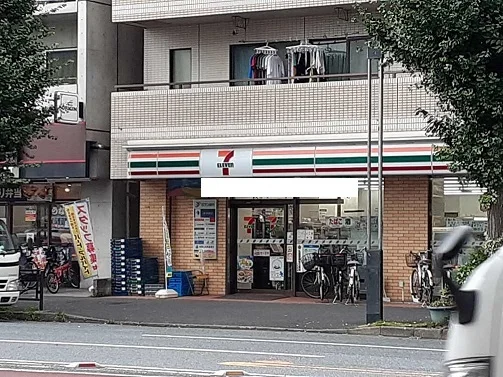 セブンイレブンまで190m