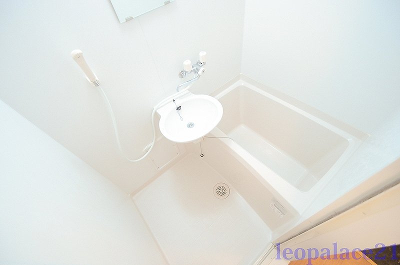 設備・使用は号室により異なる為、現況を優先致します。