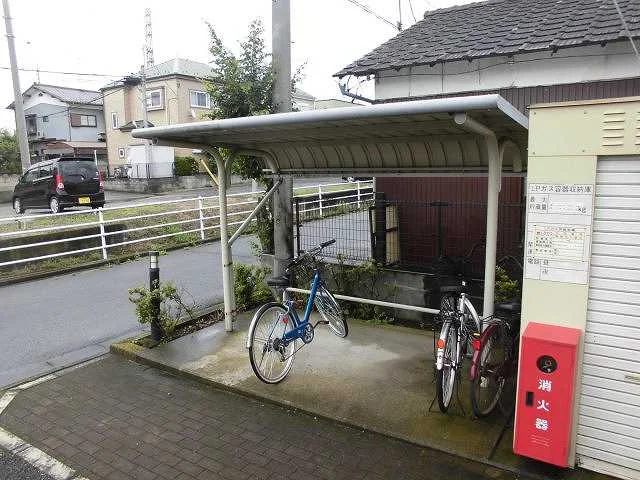 屋根付き駐輪場