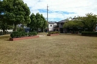 府相公園まで220m