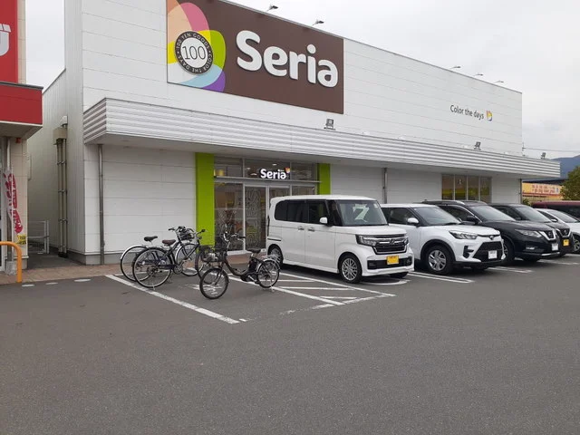 Seria福岡歯科大前店まで400m