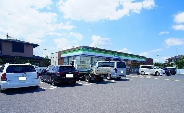 ファミリーマート 日高高萩店まで450m