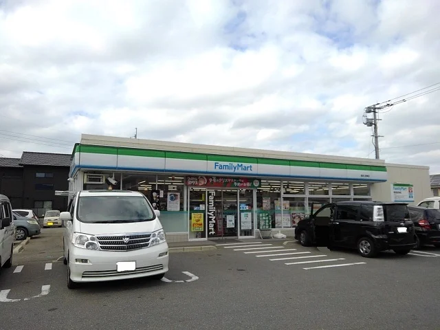 ファミリーマート福津上西郷店まで550m