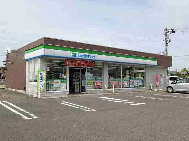 ファミリーマート大垣北方町店まで400m