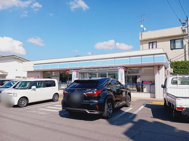 ローソン弘前田園４丁目店まで300m