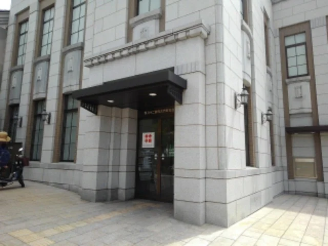 八十二銀行大門町支店まで250m