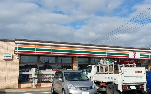 セブンイレブン鳥屋野２丁目店まで260m