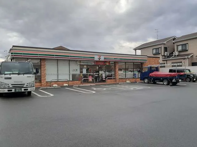 セブンイレブン新口店まで82m