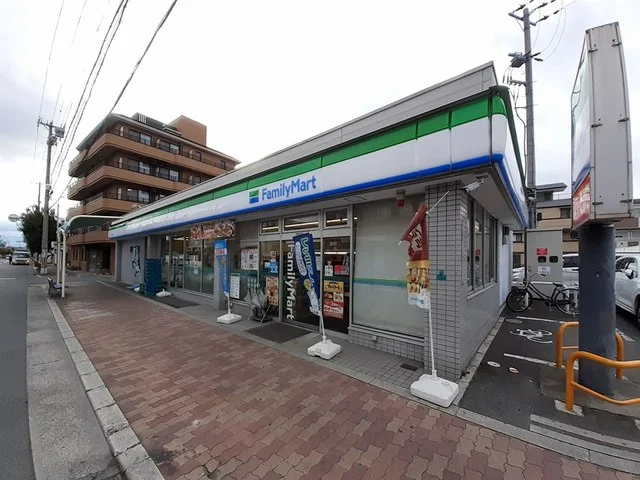 ファミリーマート加美正覚寺店様まで250m