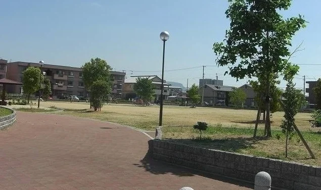 松縄流石公園さんまで850m