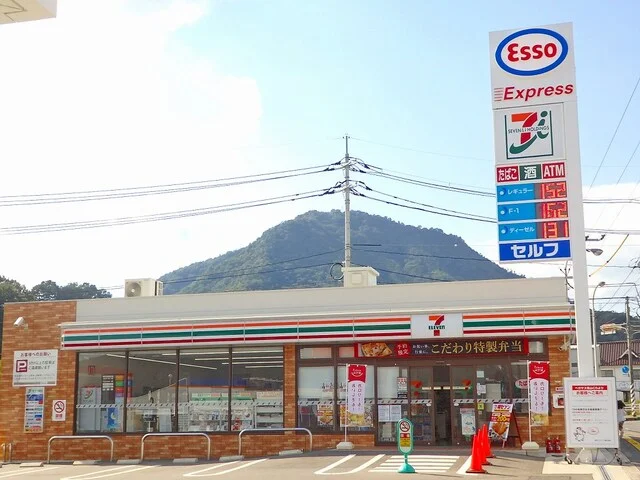 セブンイレブン　亀山ＳＳ店まで210m
