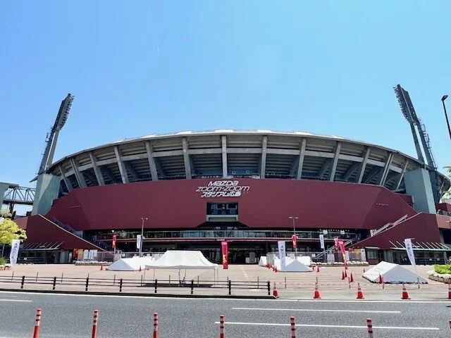 マツダスタジアムまで1200m