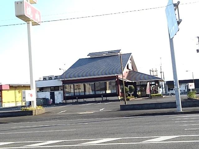 焼肉ウエストまで930m