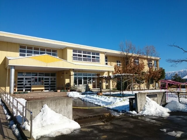 御免町幼稚園まで450m