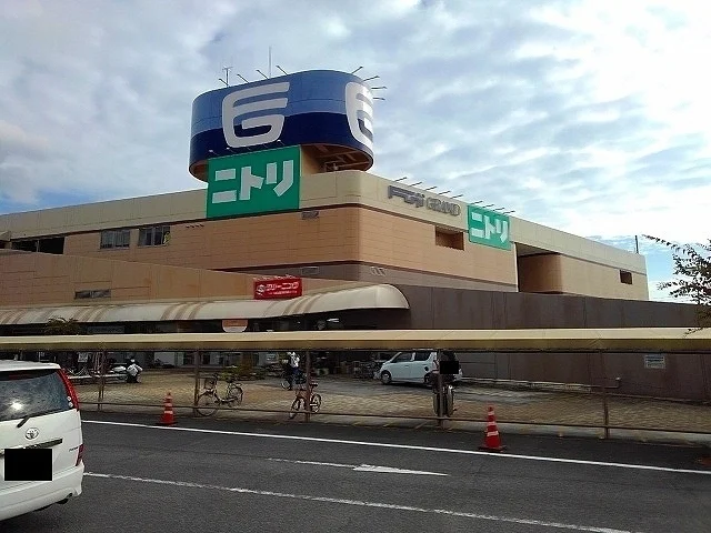 フジグラン尾道まで1200m