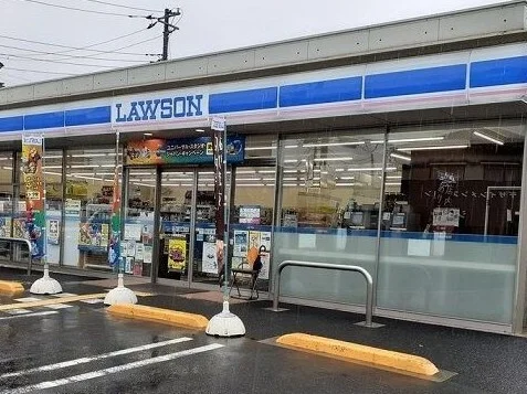 ローソン 上尾瓦葺店まで780m