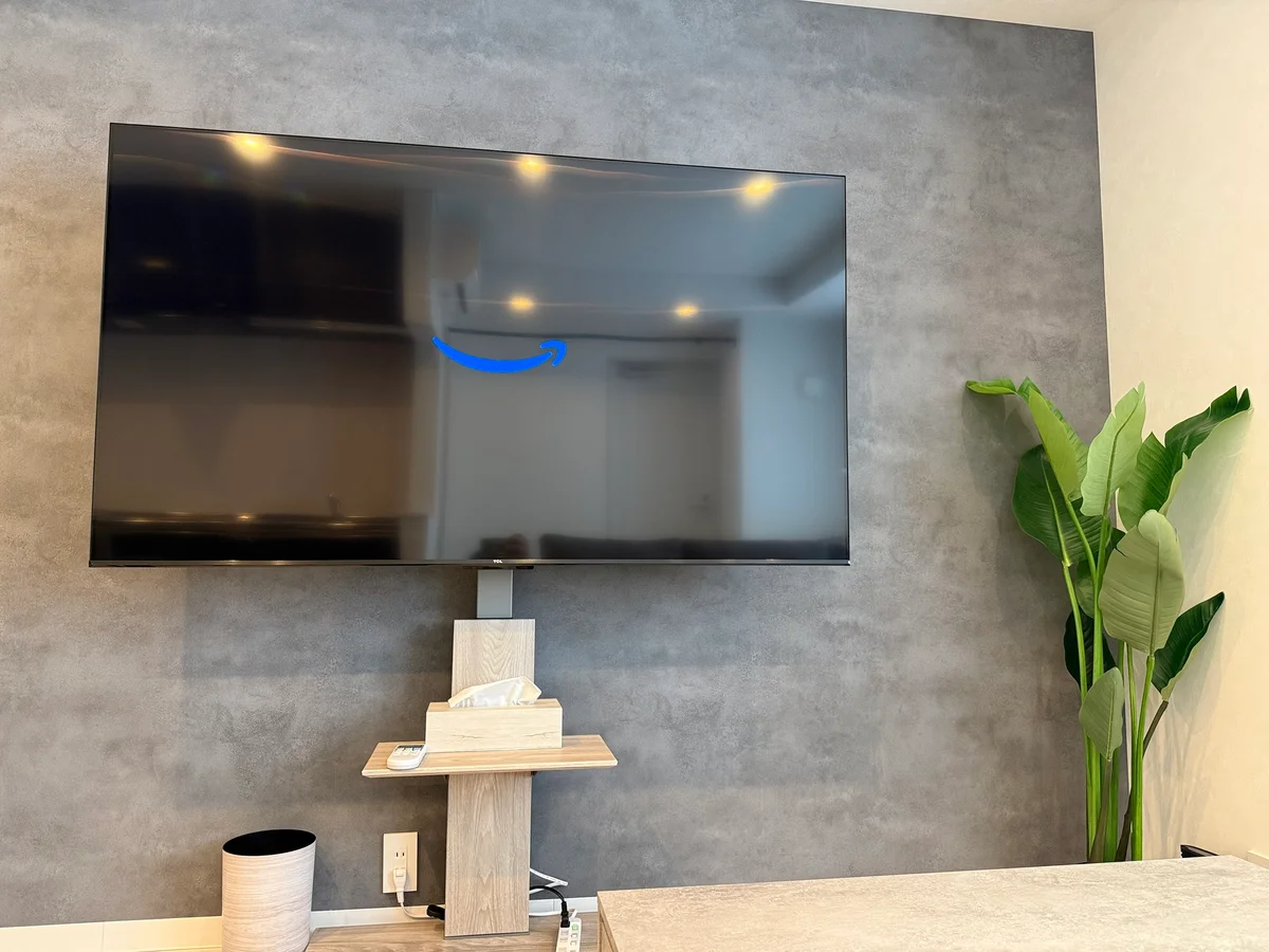 65型スマートTV