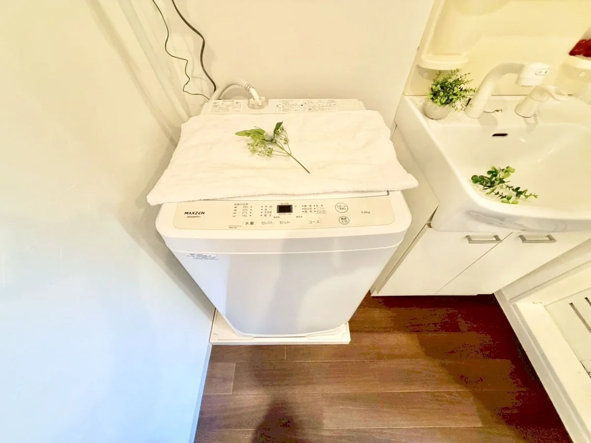※撮影用の観察植物・食器調理器具・雑貨類等はございません。※写真は現況優先