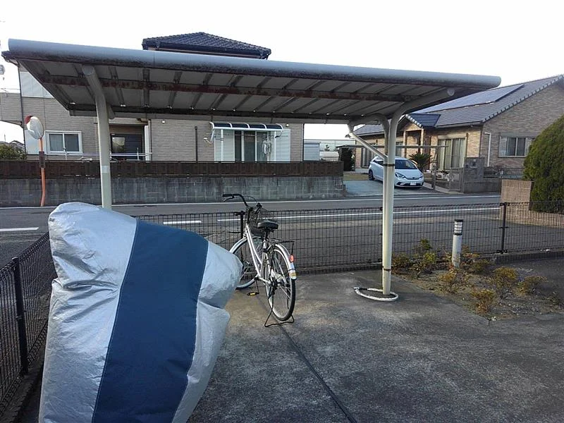 駐輪場完備