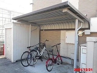 屋根付き駐輪場