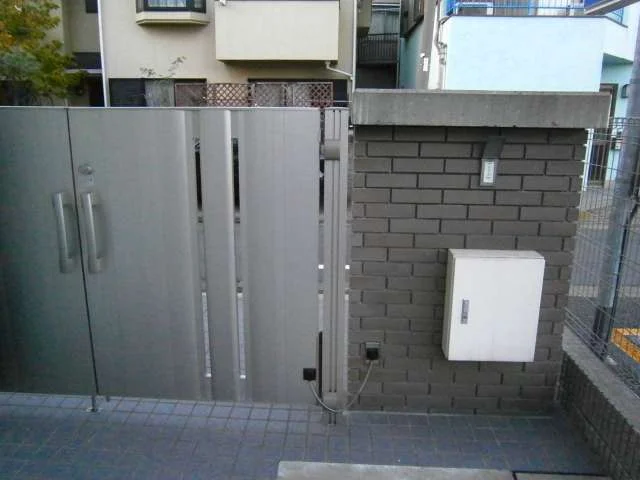 オートロックゲート
