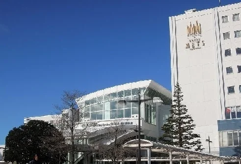 八戸駅まで1300m