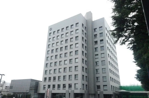 八戸市庁まで1100m