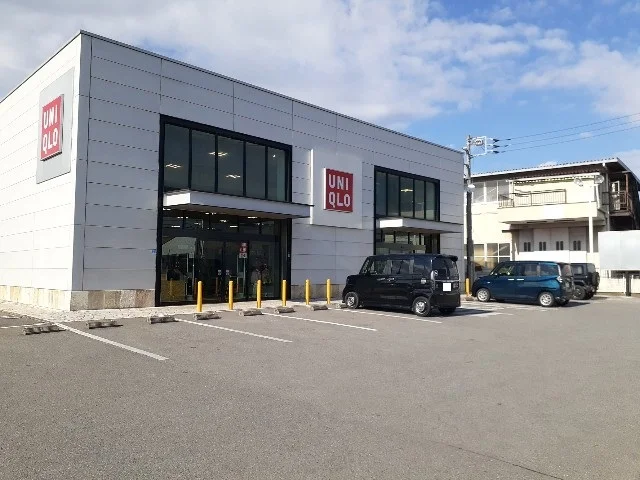ユニクロ　石橋店まで500m