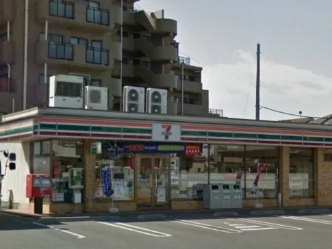 セブン　大宮櫛引1丁目店まで400m