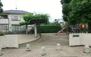 ひばり児童公園まで260m