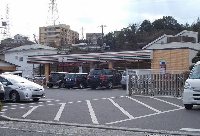 セブンイレブン多古店まで200m