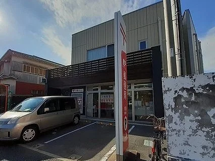 藤沢片瀬郵便局まで550m