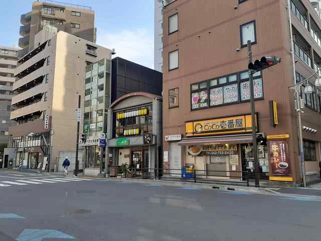 CoCo壱番屋まで221m