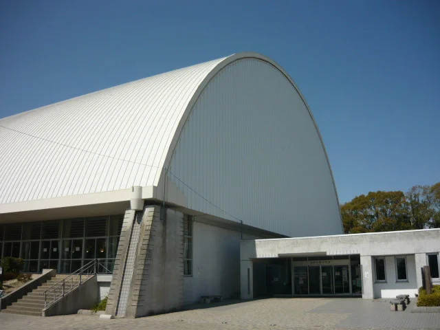 高岡公園まで1800m
