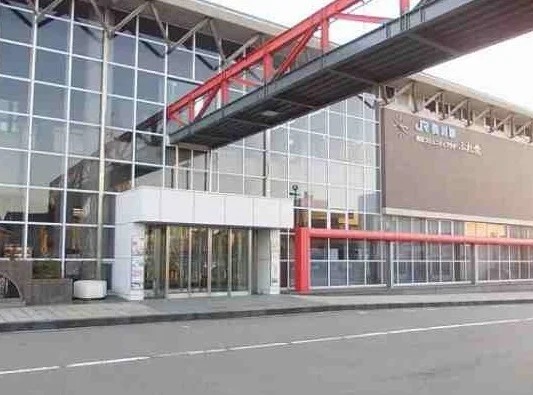 美川駅まで900m