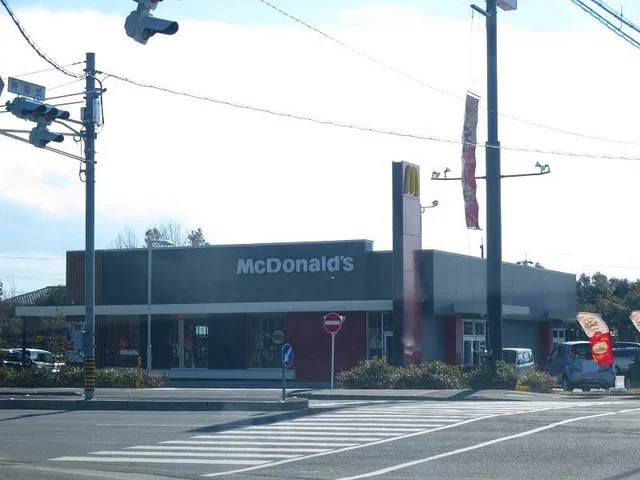 マクドナルド尾平店まで900m
