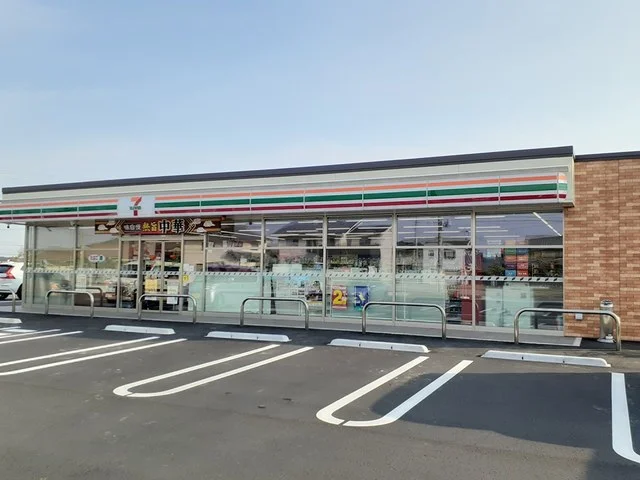セブンイレブン津島埋田3丁目店まで367m