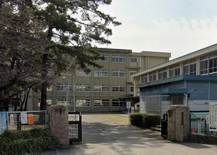 加古川市立浜の宮小学校まで700m