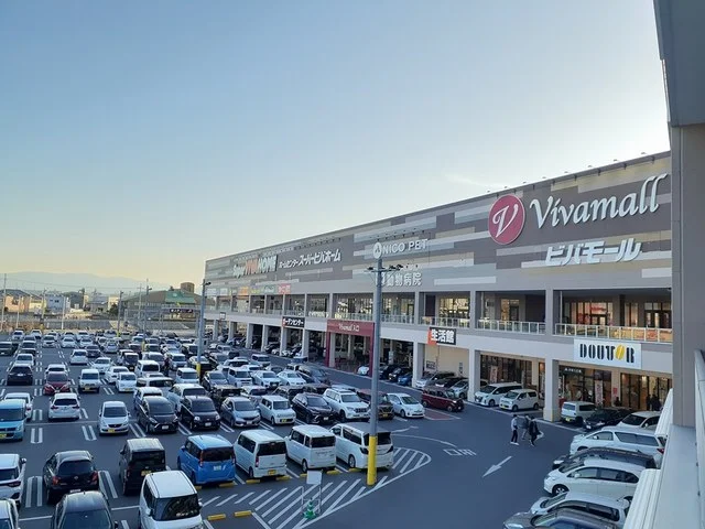 ビバホーム美原南インター店まで800m