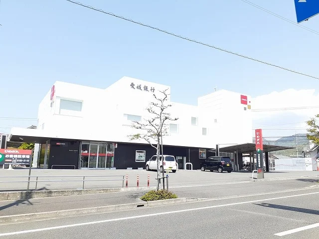 愛媛銀行桑原支店様まで800m