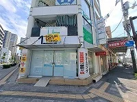 ワンナワードライ東宝錦町店さんまで200m