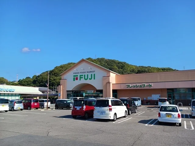 フジ北斎院店様まで600m