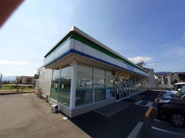 ファミリーマート玖珂インター店まで450m
